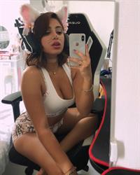 Julia Bayonetta - French Streamer