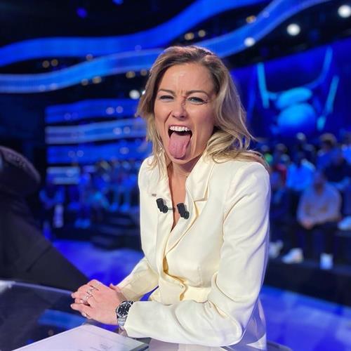 Laure Boulleau Instagram pics