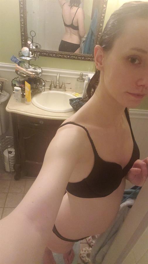 In this small set of Selfie's. I am posing in the  mirror  style selfie. I really love the way I look in these Selfies. I hope you guys feel the same. Please let me know what you like about them or what you don't like about them!! :)