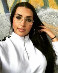 Tania taking a selfie