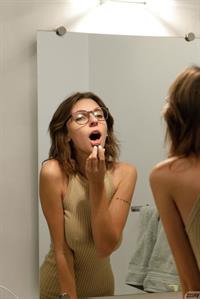 Hopeless SoFrantic leggy busty Babe