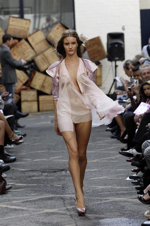 Rosie Huntington-Whiteley