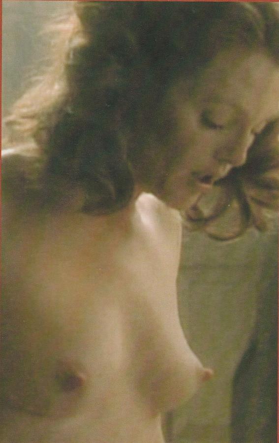 Julianne Moore - breasts