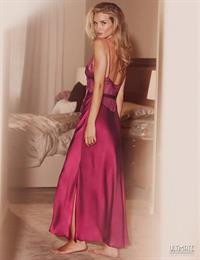 Rosie Huntington-Whiteley