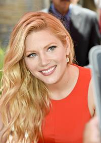 Katheryn Winnick Pictures Katheryn Winnick