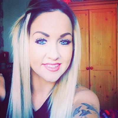 Just a girl who gained an internet presence by flashing her tits on Twitter and after OF blew up jumped ship over there to turn taking nudies from a hobby to a profession 