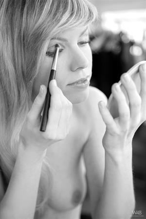 Marketa Belonoha: Studio shoots