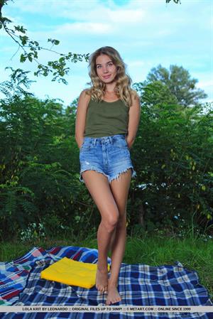 Lola Krit Nude Pictures In The Forest