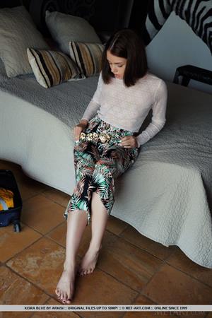 Keira Blue Nude Pictures Animalistic