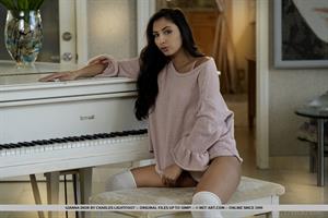 Gianna Dior nude by the Piano