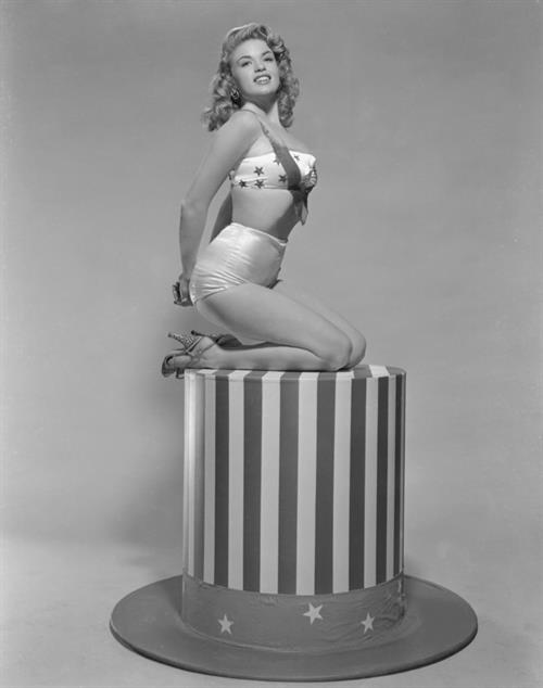 Jayne Mansfield in a bikini
