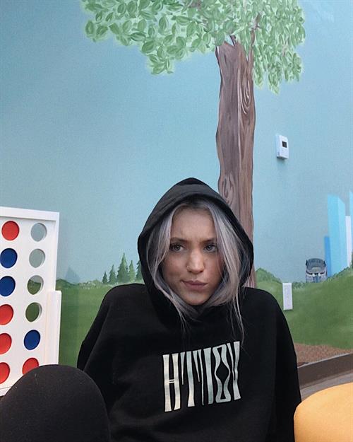 Riley Hubatka