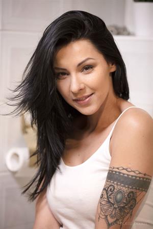 Cindy Hope Nude Pictures Midnight