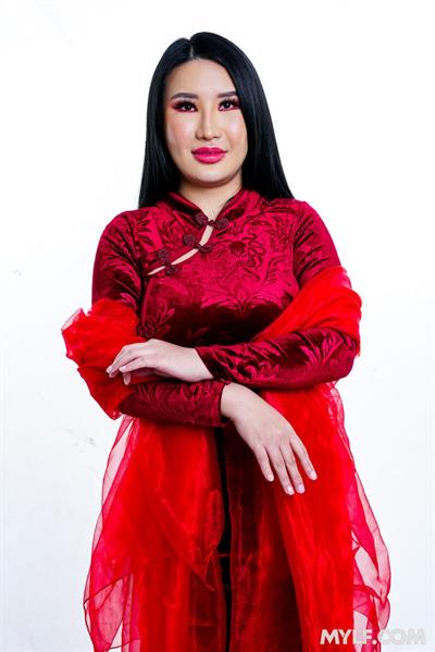 Suki Sin in hot red lingerie