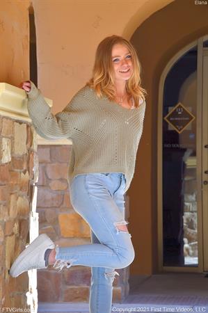 Elana Nude Pictures Teasing In Fall Colors