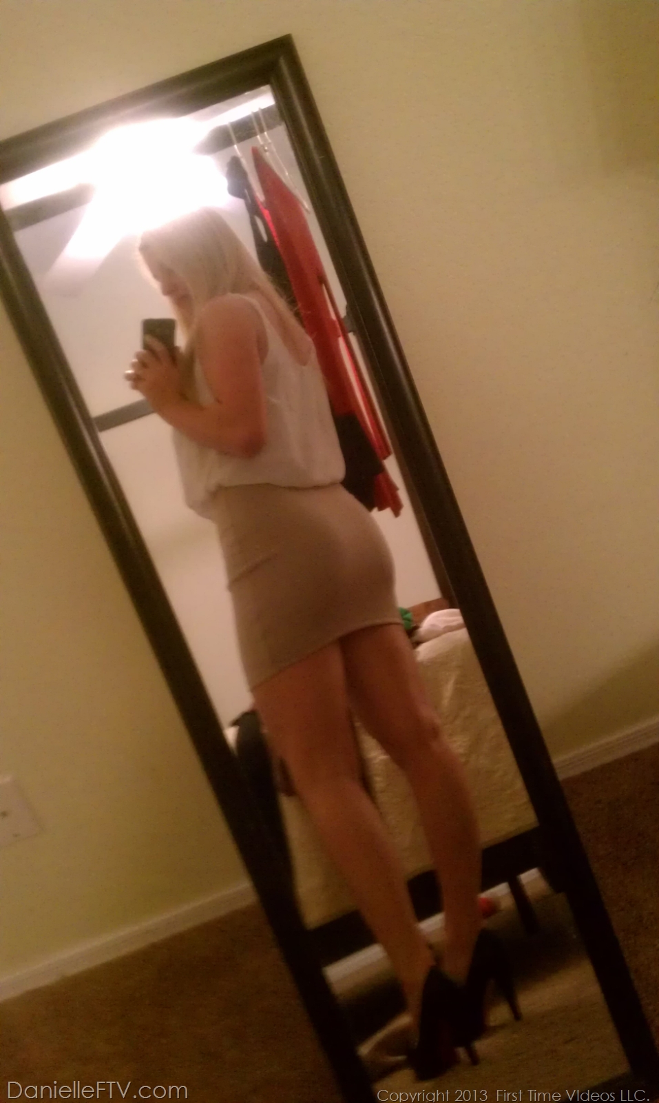 Danielle In New Zealand And Phoenix