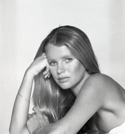 Kim Basinger