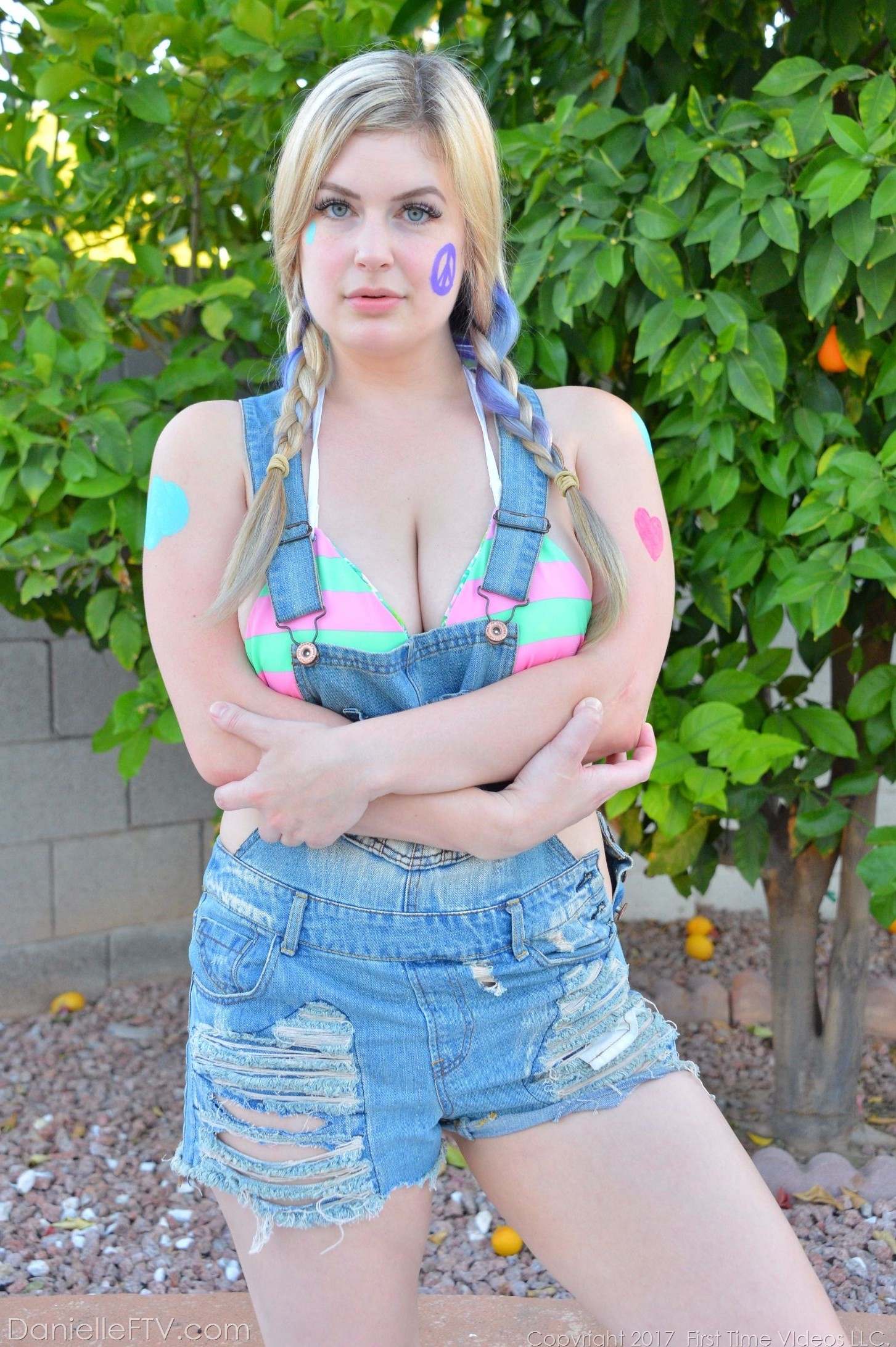 Cute Color Bodypainting