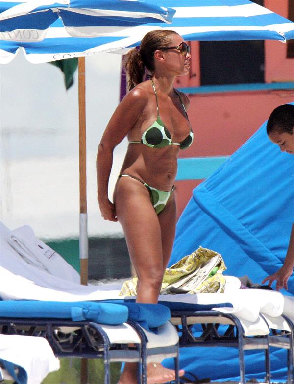Vanessa Williams in a bikini
