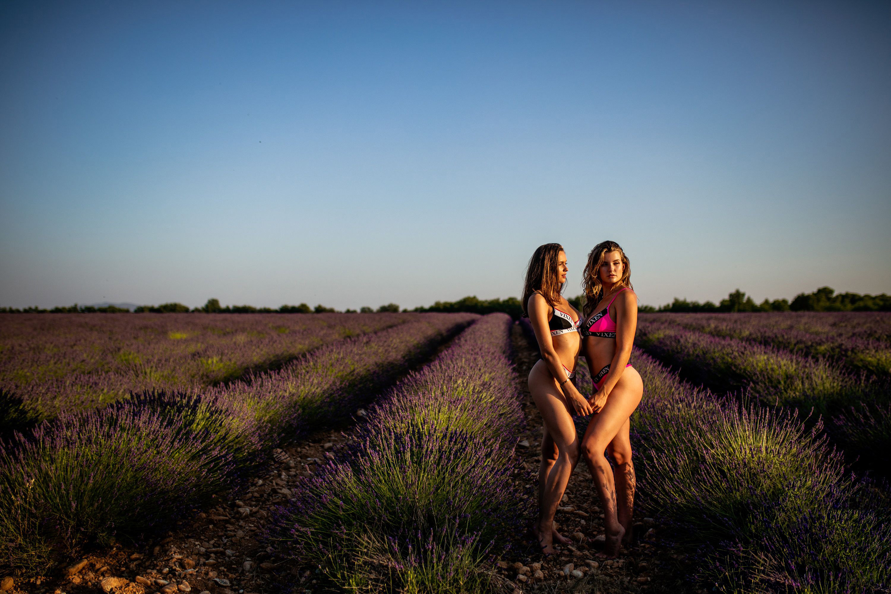 Vixen.xom   10.31.2019  Mia Melano & Stacy Cruz - Something To Look Forward To