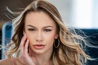 Blacked.com 01.24.2022 Naomi Swann - Pressure Big Surprise