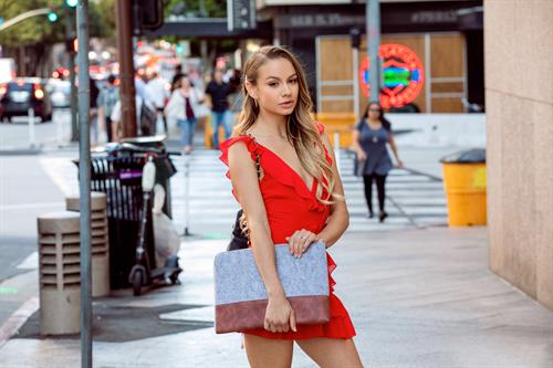 Blacked.com 09.12.2019 Naomi Swann - Blacked Inc