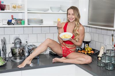 TushyRaw.com 05-19-2019 Naomi Swann - New In Town