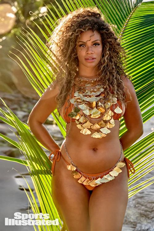 Kamie Crawford in a bikini