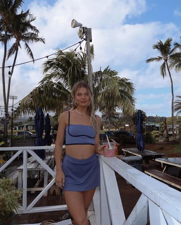 Ellie Thumann