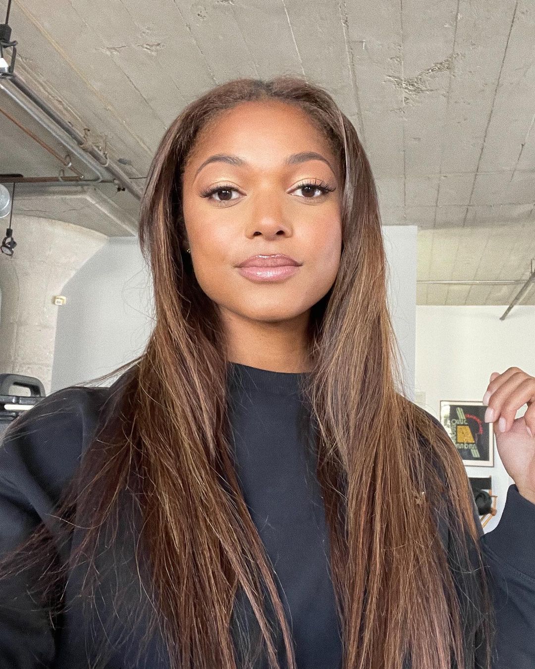 Gabrielle Thomas Selfie Pictures Selfie