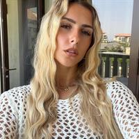 Ellie Ham Dubai babe