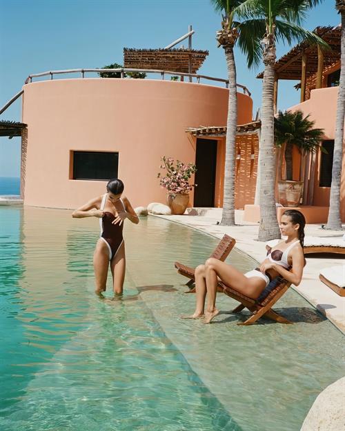 Elisha & Renee Herbert - Jumelle girls