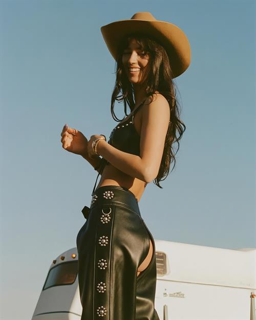 Elisha & Renee Herbert - Cowgirls