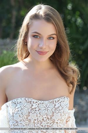 Lila Nova Nude Pictures Garden Delight