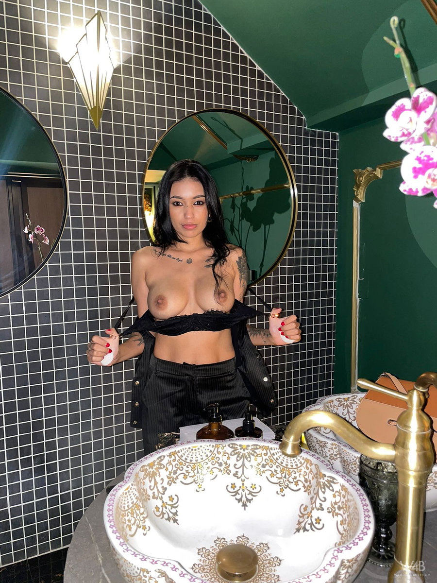 Alexa Belluci: Selfie 4U: My Daily Life