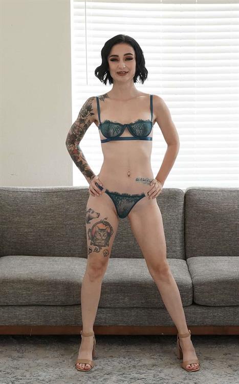 Stevie Moon in lingerie