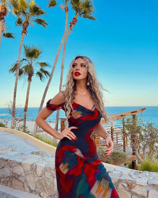 Ashley Schultz is an American model, singer, and social media influencer. She was formerly a member of all-girl trio Syd Youth.