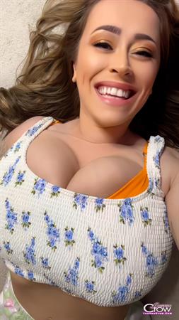 Leanne Crow Nude Pictures Leanne Crow - Webcam 34 Photo Shots - Set 1