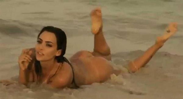 Natalia Vélez in a bikini - ass