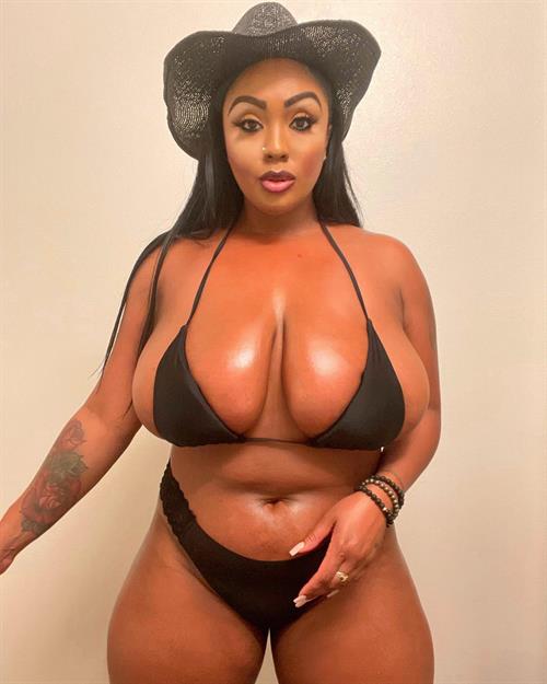 Layton Benton