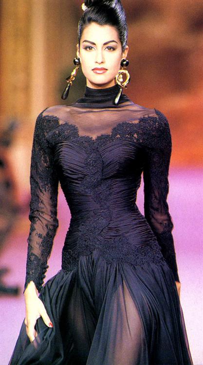 Yasmeen Ghauri