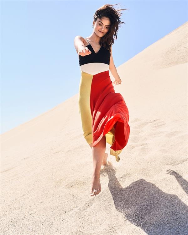 Camila Mendes