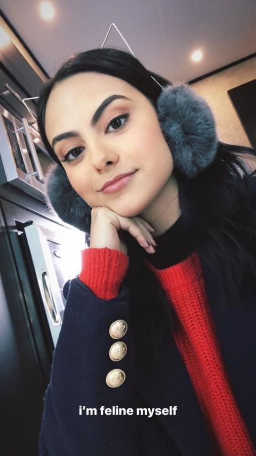 Camila Mendes