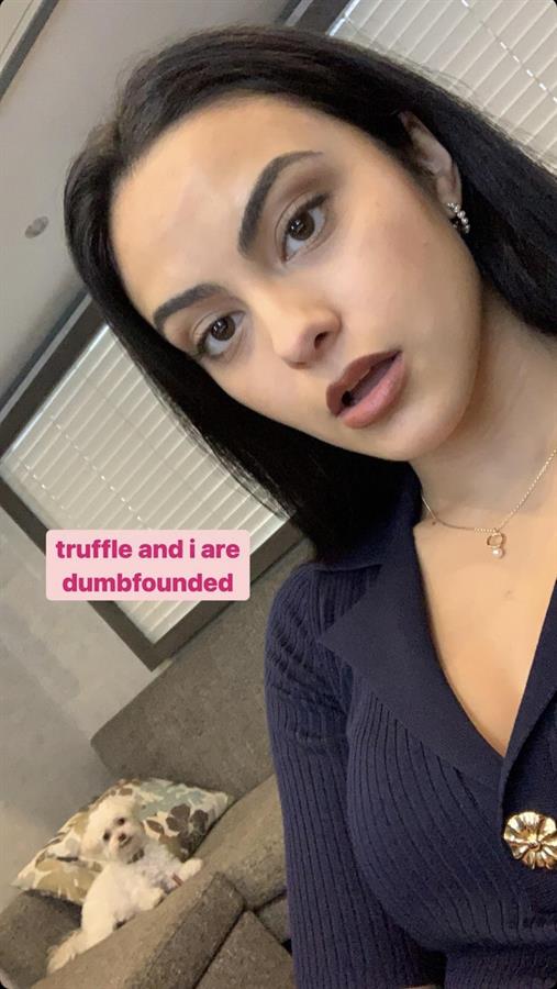 Camila Mendes