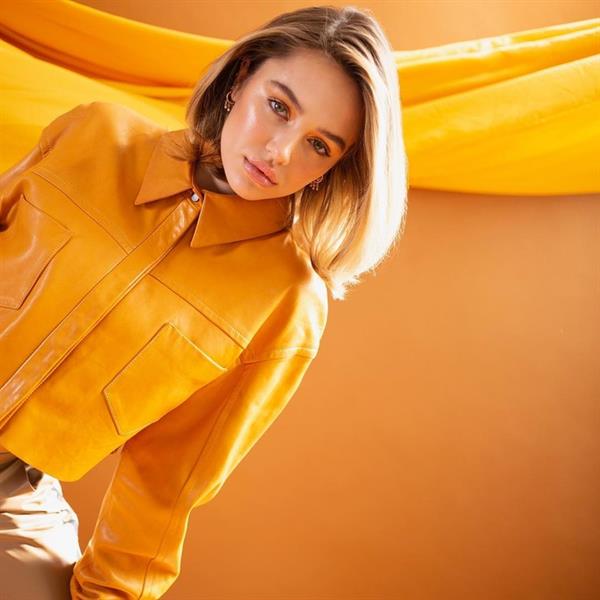 Delilah Belle Hamlin