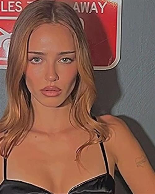 Delilah Belle Hamlin