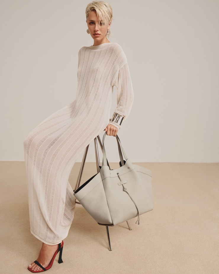 Delilah Belle Hamlin