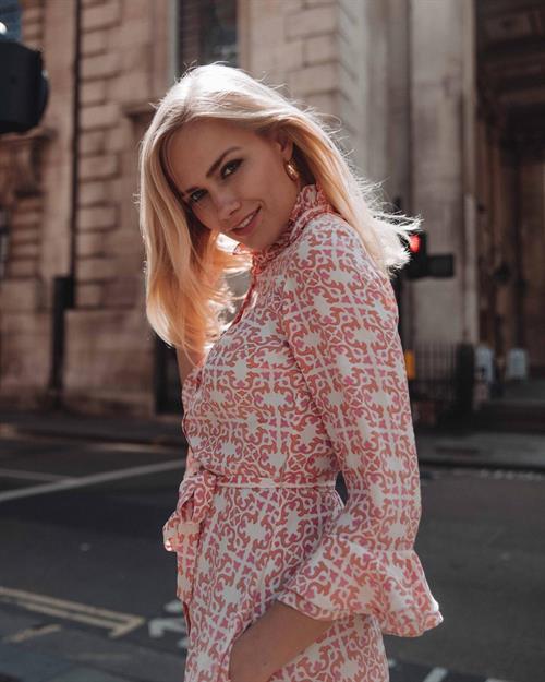 Sara Skjoldnes Adams