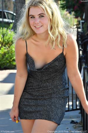 Isabelle FTV Nude Pictures Penetrate Me In Both