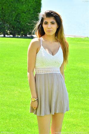 Alyssa FTV Nude Pictures Cute With The Braces